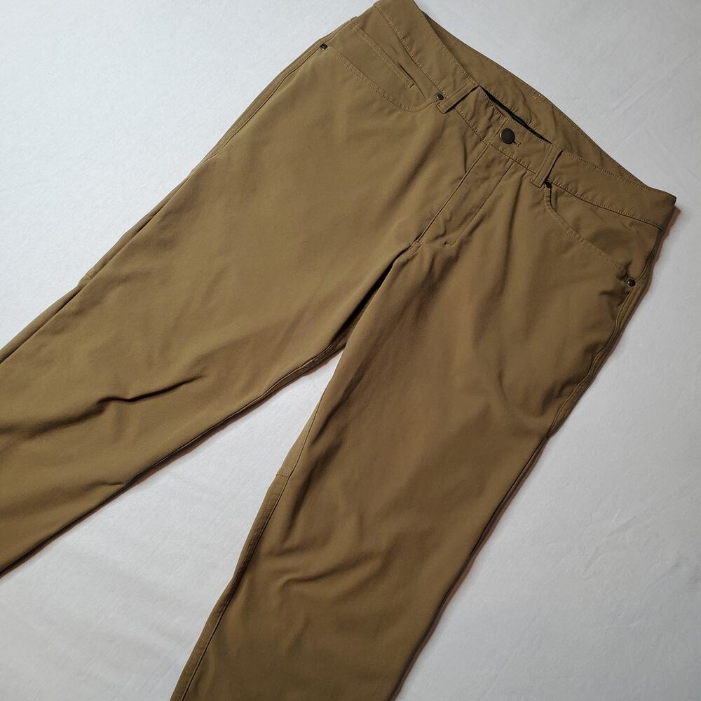 Lululemon Men's Size 32X28 ABC Slim-Fit Pant Warpstreme Tan